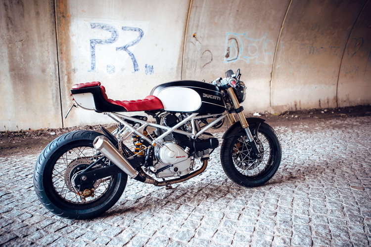 Ducati-Monster-600-Cafe-Racer-2