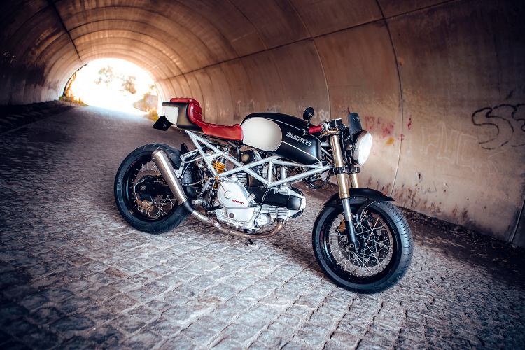Ducati-Monster-600-Cafe-Racer-4