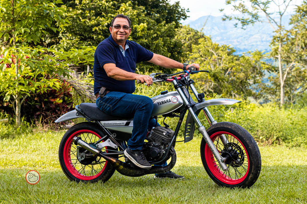 Tarmac Smoker Yamaha Dt175 Calima Supermoto Bikebound