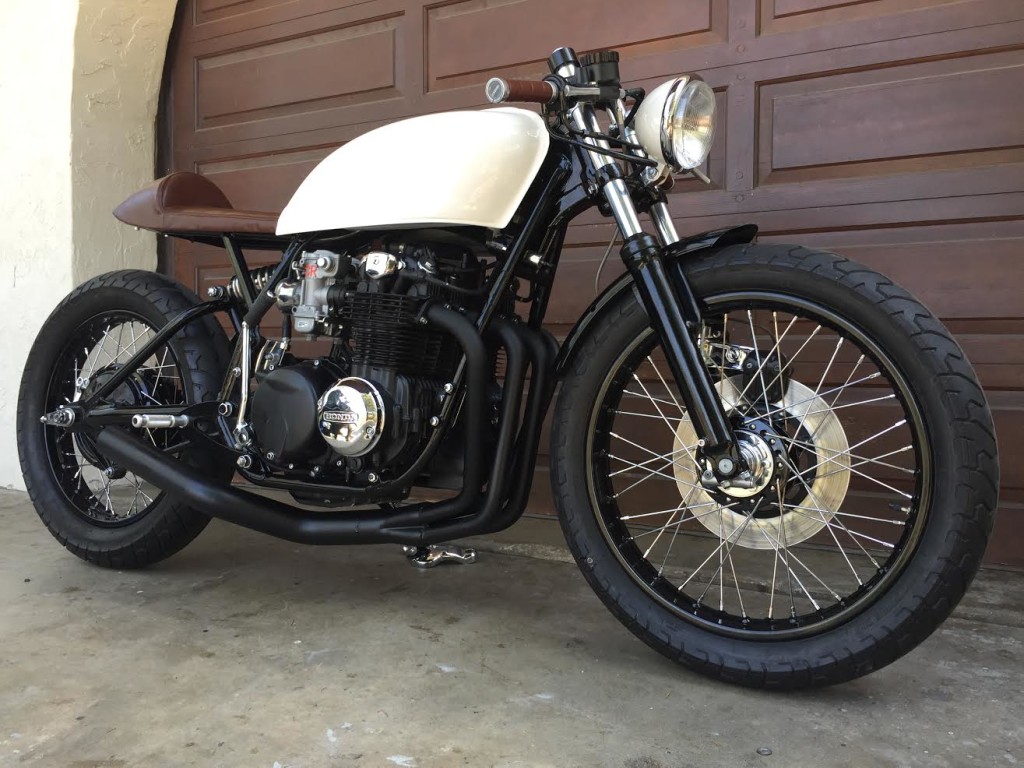 Monoshock-CB550-Cafe-Racer