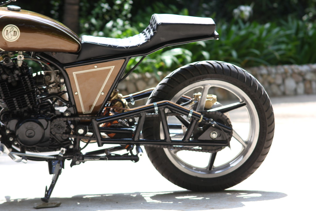 Pulsar 220 Custom