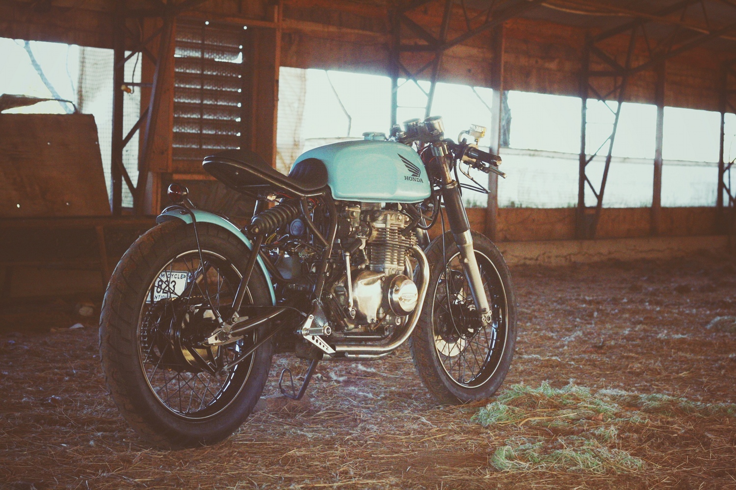 Honda-CB350F-Cafe-Racer-4