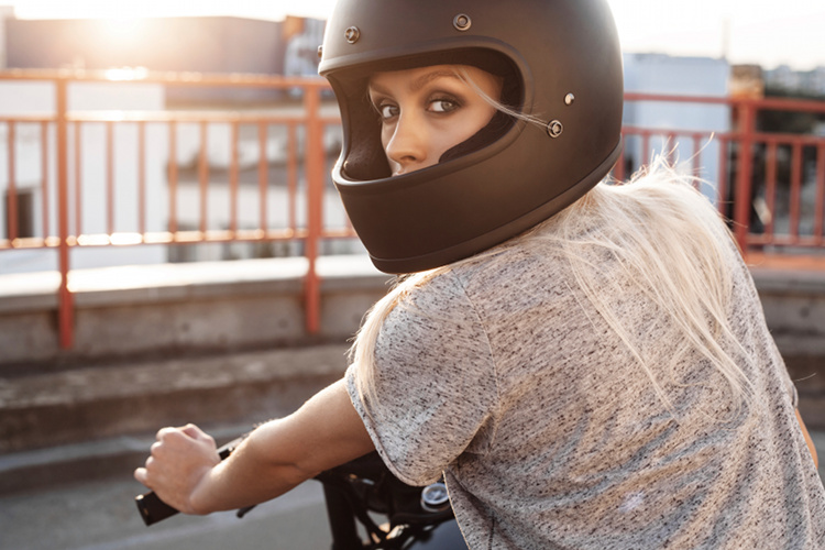 Full Face Retro Motorcycle Helmet - Cafe Racer - Shiny Gold