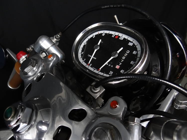Honda CB550 Cafe Racer