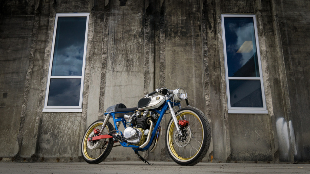Honda CB450 Cafe Racer