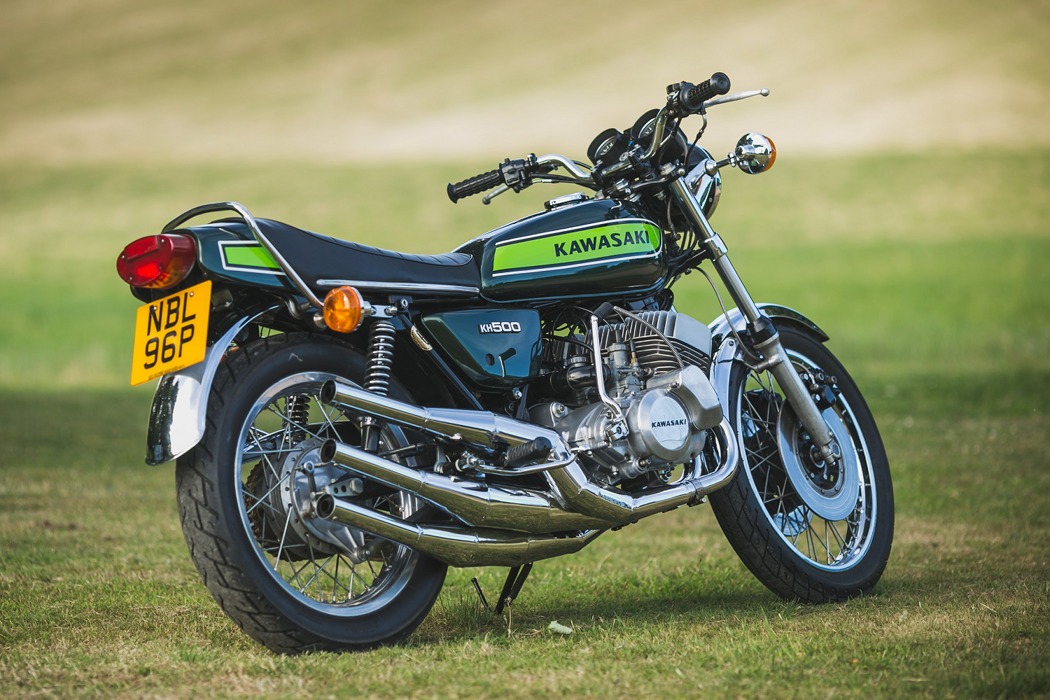 5 Cylinder Kawasaki 2 Stroke by Allen Millyard BikeBound