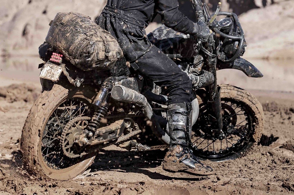Harley Sportster Desert Sled
