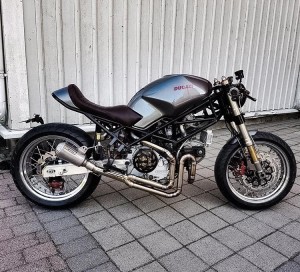Ducati Monster 900 Cafe Racer