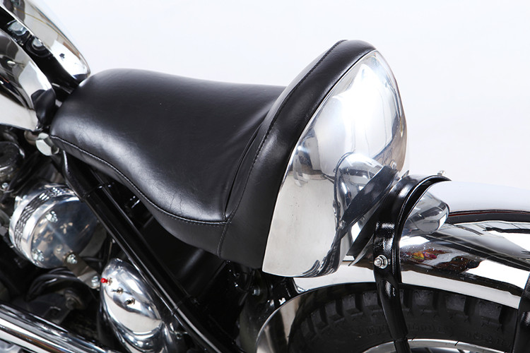 Kawasaki W650 Custom Bobber Tracker