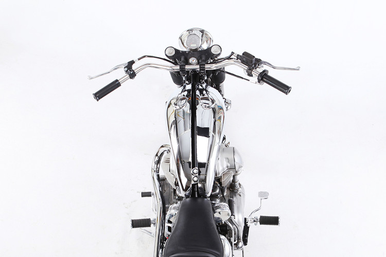 Kawasaki W650 Custom Bobber Tracker