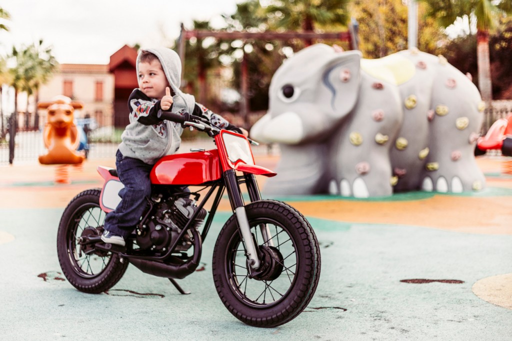 Moto Guzzi Pony Tracker