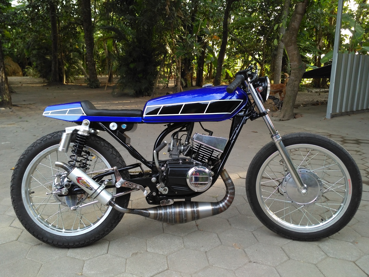 Yamaha RX 115 Cafe Racer