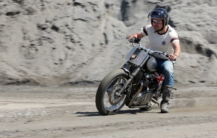 Triumph Thruxton Speedway Triten