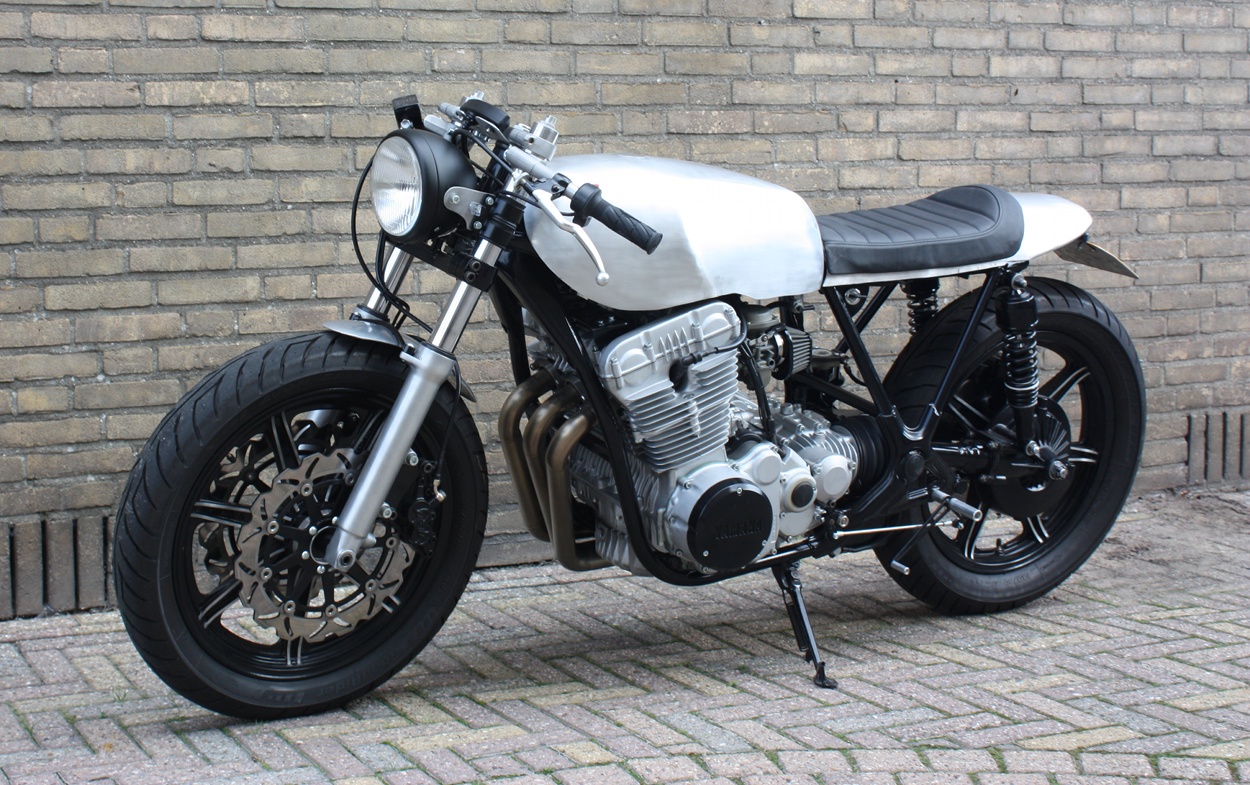 Yamaha XS750 Cafe Racer