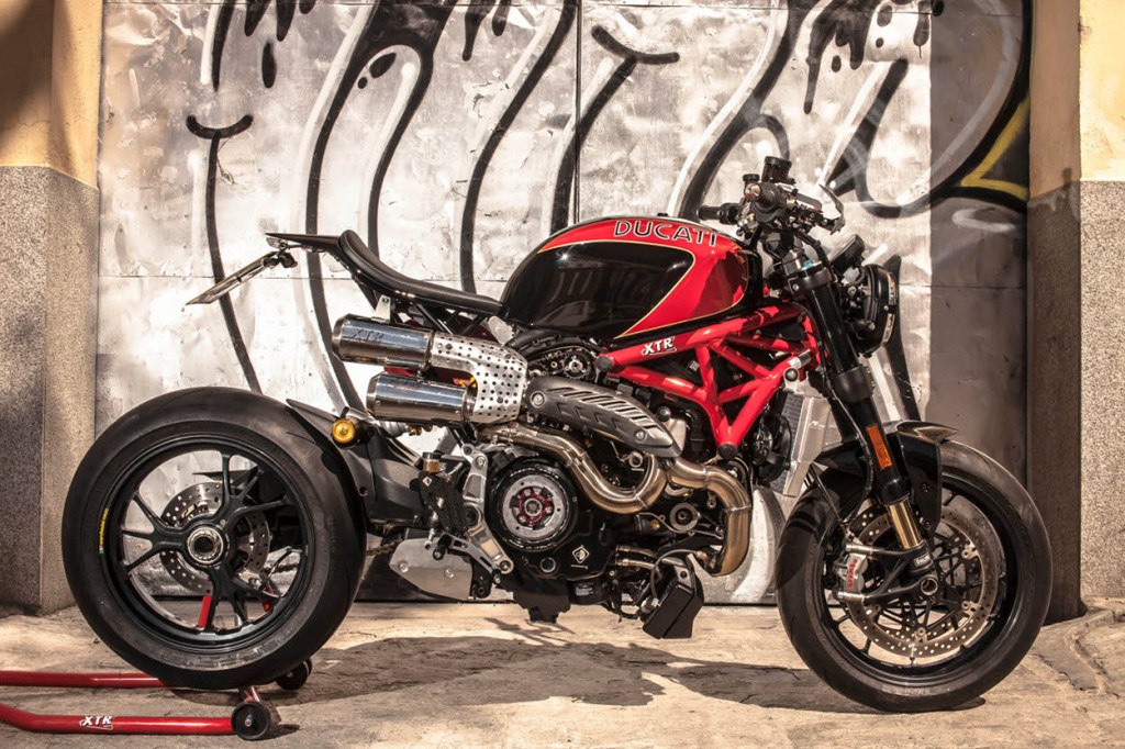 Ducati Monster 1200 R Custom