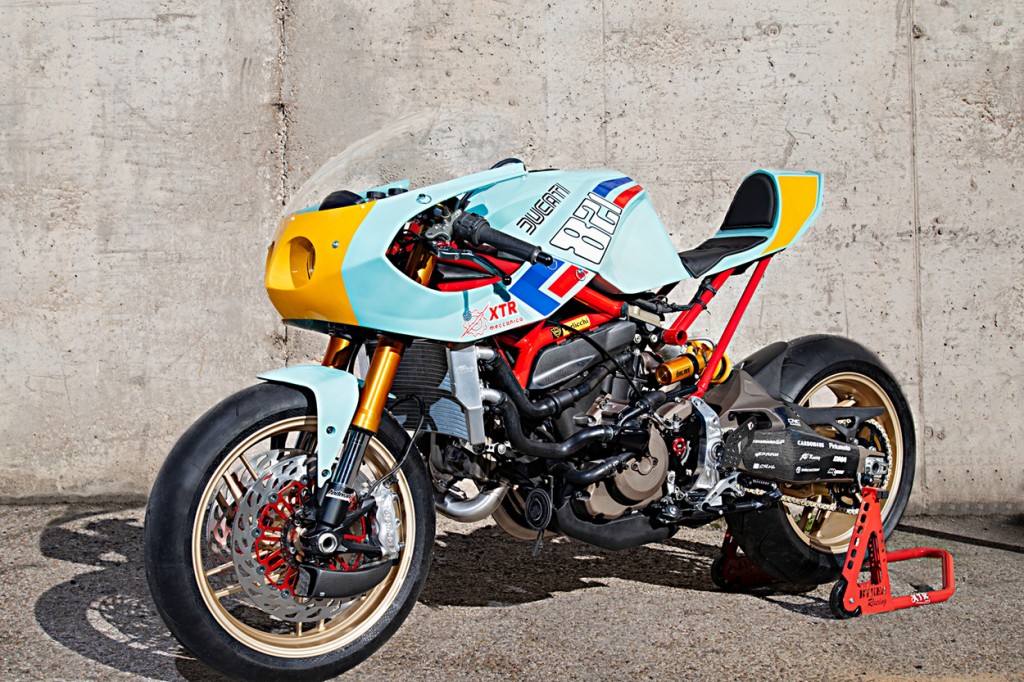 Ducati Monster 821 Cafe Racer