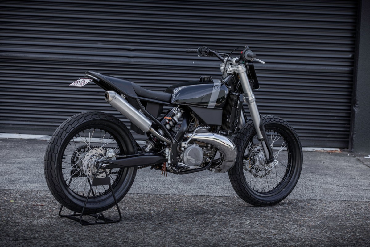 Akin Moto KTM 300 Street Tracker – BikeBound