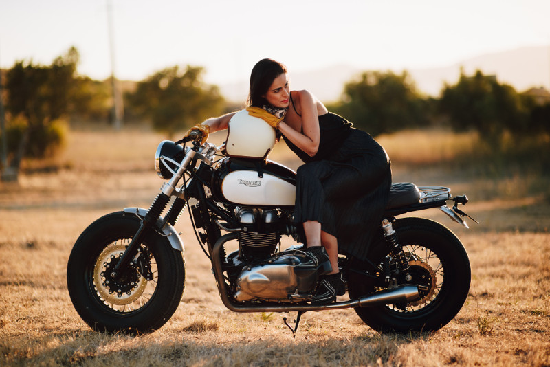 Triumph T100 Custom Bobber