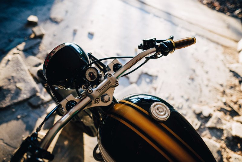 Triumph T100 Custom Bobber