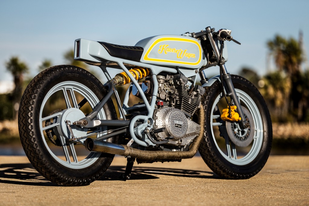 Yamaha XS400 Custom