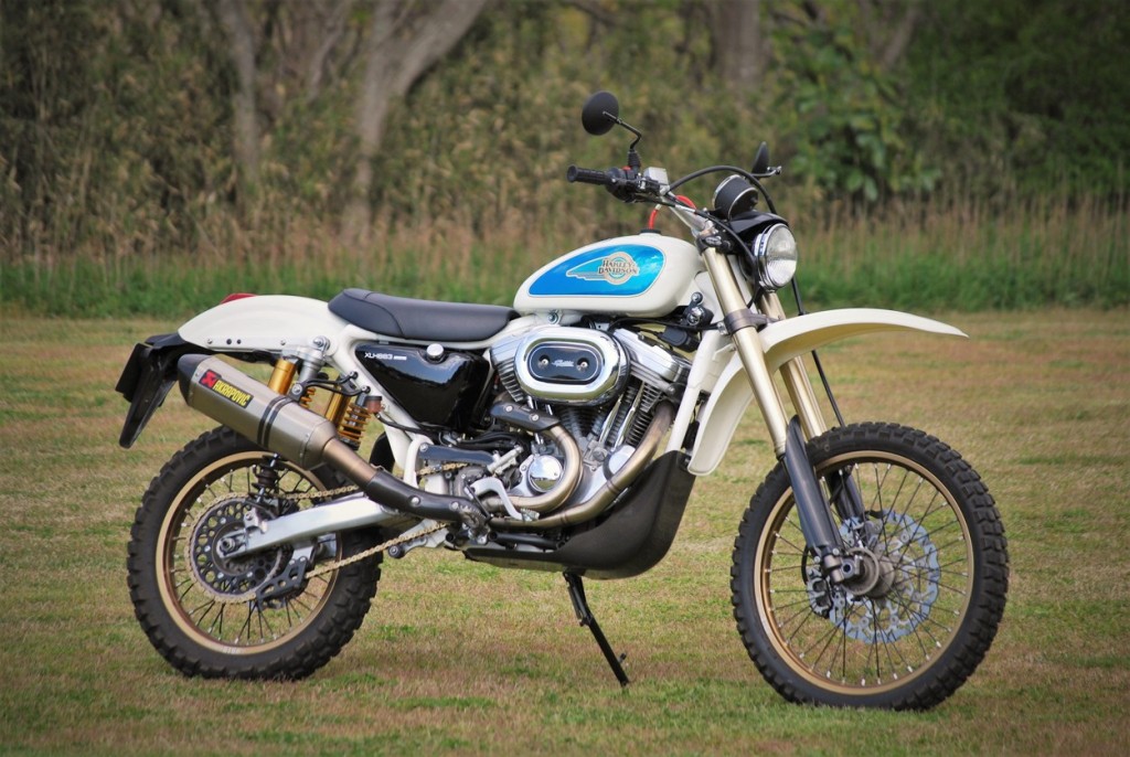 883 Sportster Scrambler