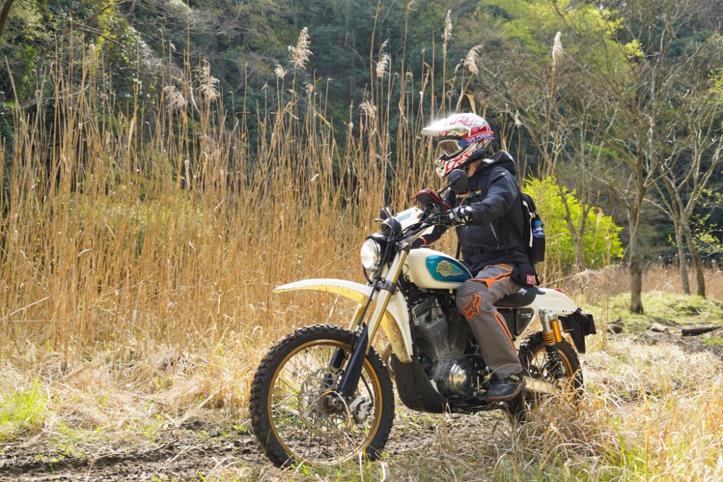 883 Sportster Scrambler