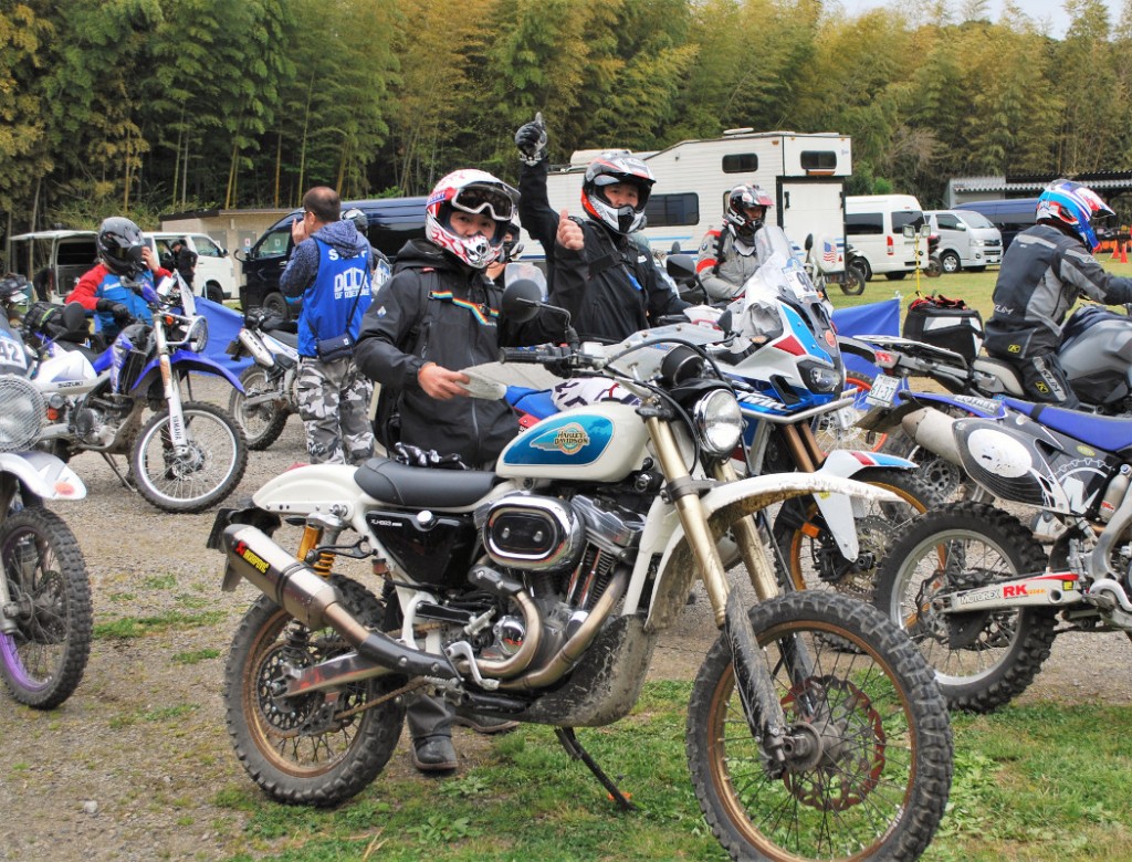 883 Sportster Scrambler