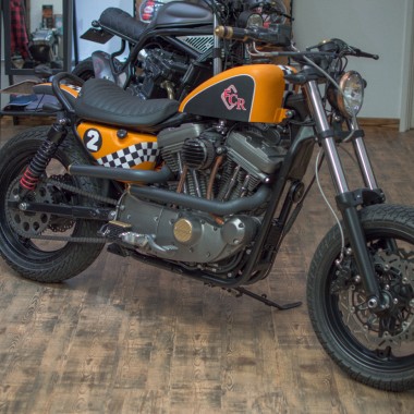 XL1200 Sportster Street Tracker