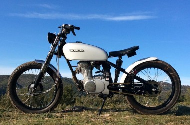 Honda CB125 Bobber Tracker