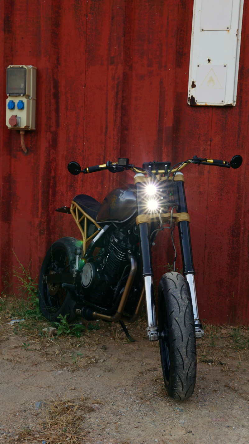 Honda NX650 Supermoto