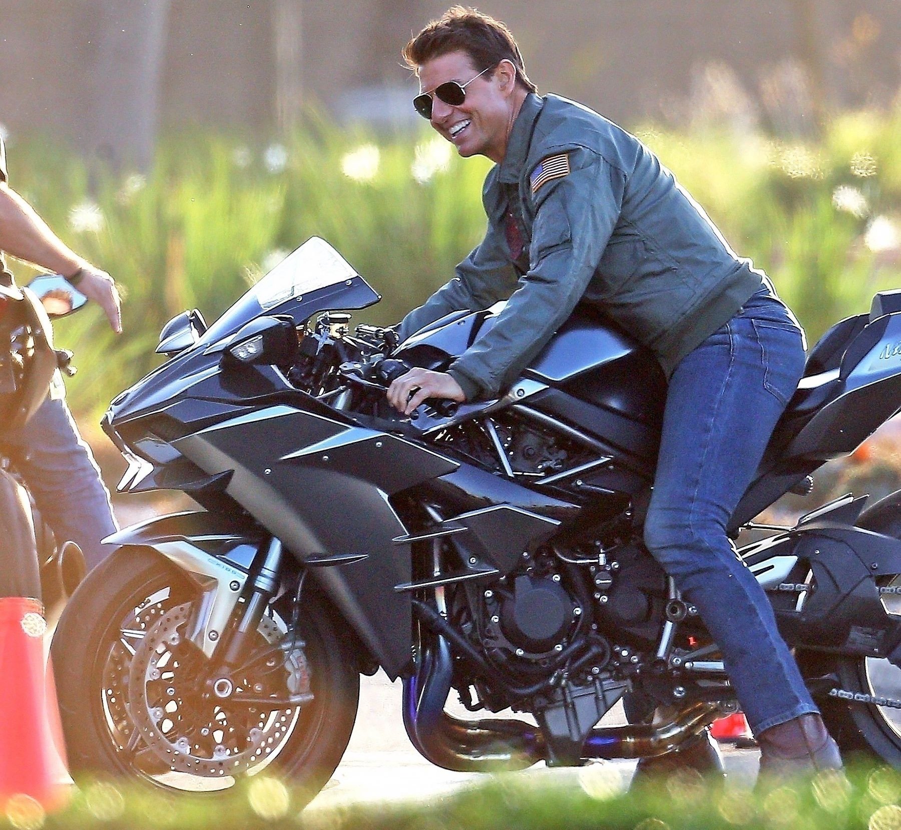Tom Cruise returns to Top Gun sequel Top Gun: Maverick