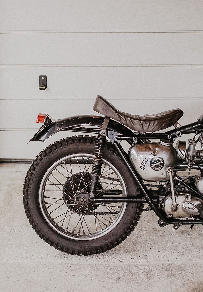 Triumph TR5 Trophy Desert Sled