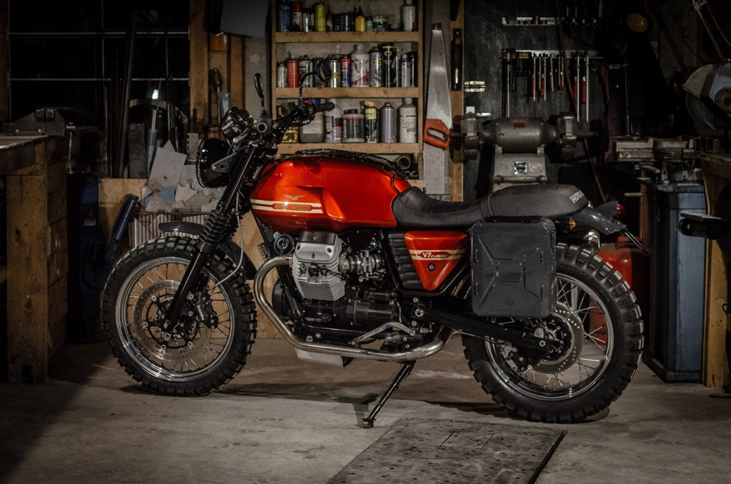 MOto Guzzi V7 Scrambler