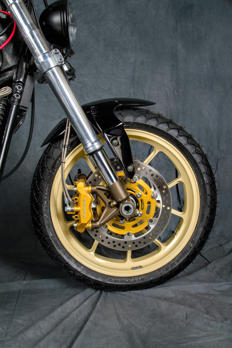 Triumph Thruxton Street Tracker