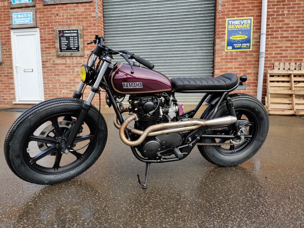 Yamaha XS650 Brat Tracker