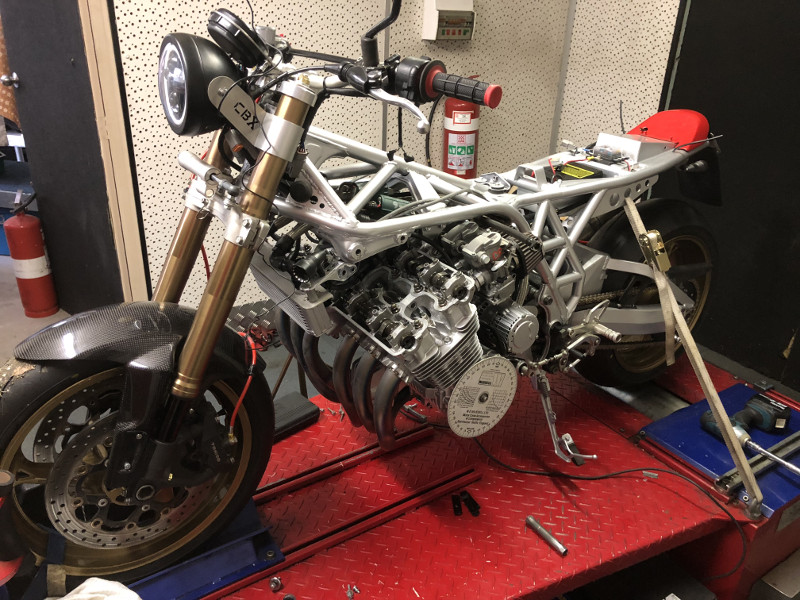 Restomod Honda CBX