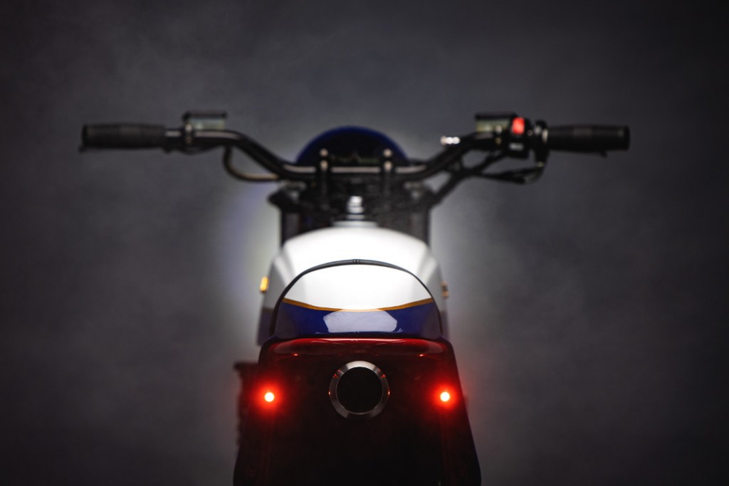 Honda V30 Magna Custom