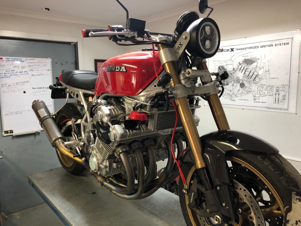 Restomod Honda CBX