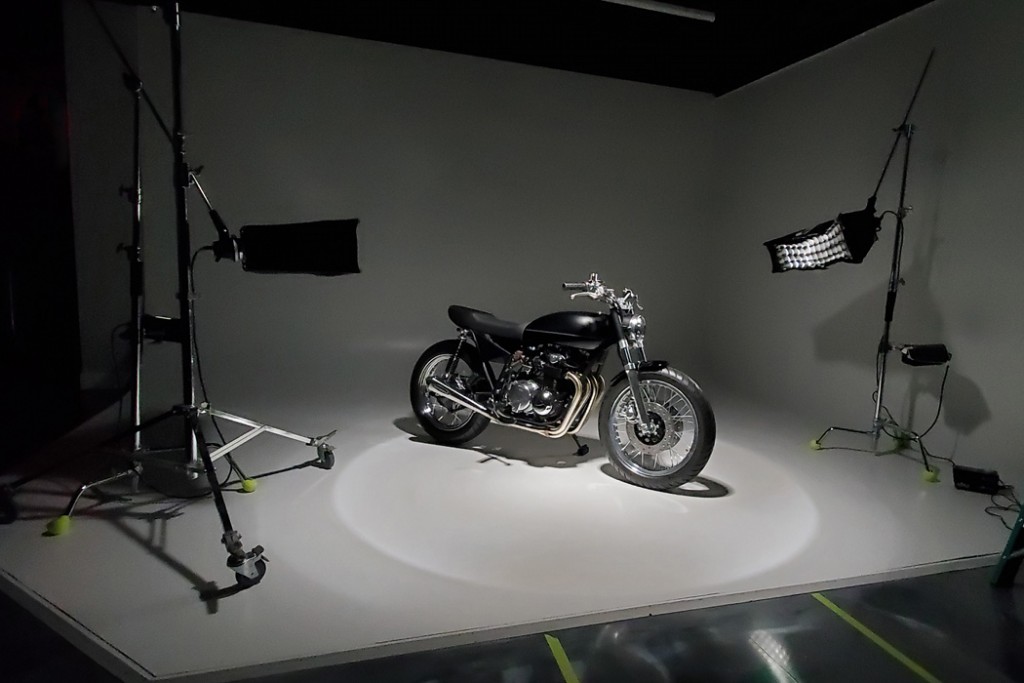 Honda CB550 Custom Roadster
