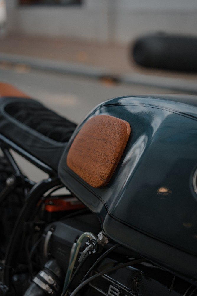 Woodmachine: BMW R80 by Moto Rebuild – BikeBound