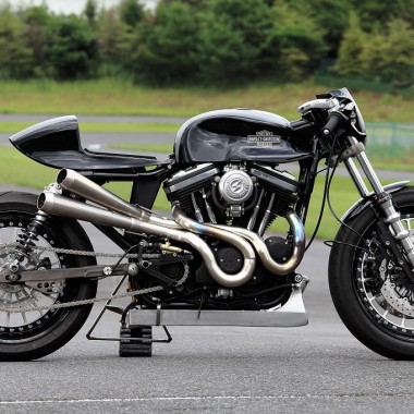 883R Cafe Racer