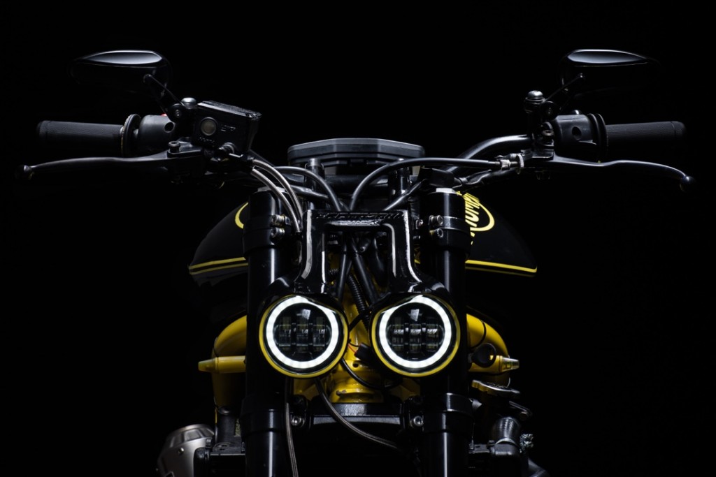 Triumph Tiger Street Tracker