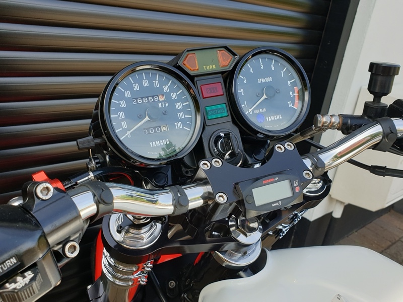 Yamaha RD400 Restomod