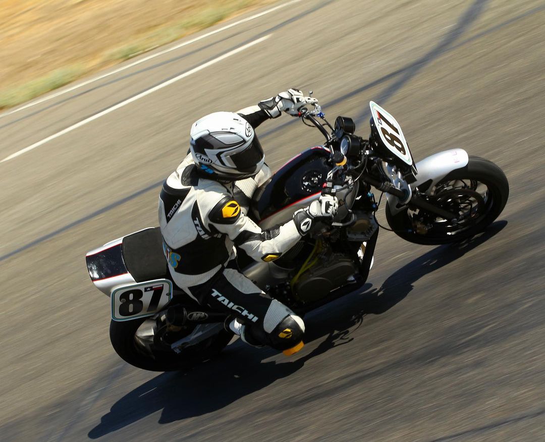 Yamaha XV920 Superbike