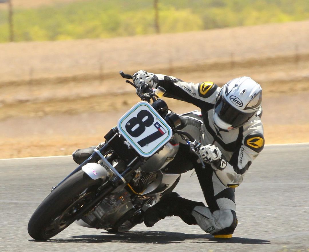Yamaha XV920 Superbike