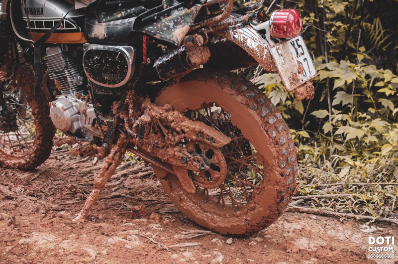 Bronco 225 Scrambler
