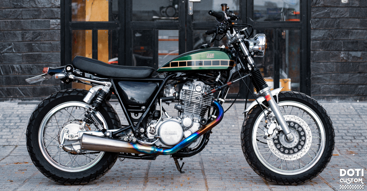 Street Thumper: Yamaha SR400 Restomod Roadster – BikeBound