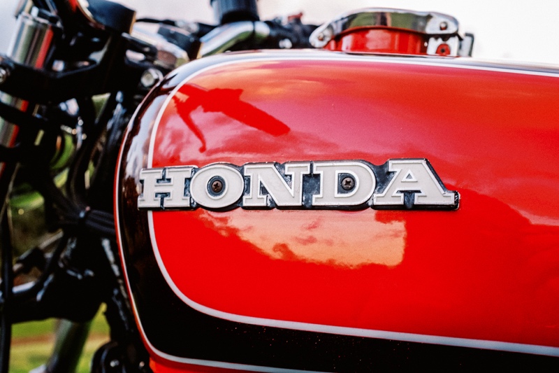 Honda CB250N Super Dream Custom