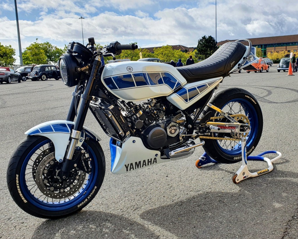 Yamaha RD350 Restomod