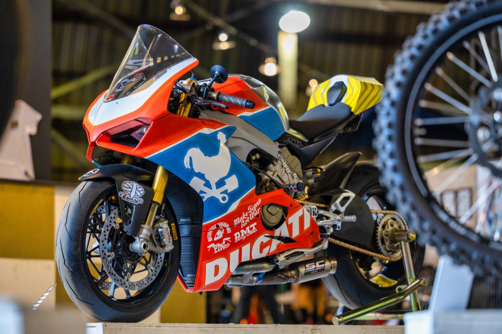 2019 Ducati Panigale V4S by Dan Yoder